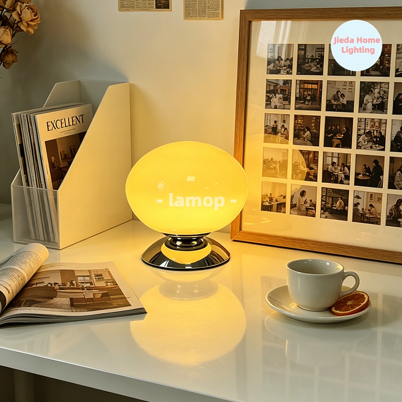 Lampu Meja Kaca Globe Putih Me - Desk Setup White ulasan dan harga