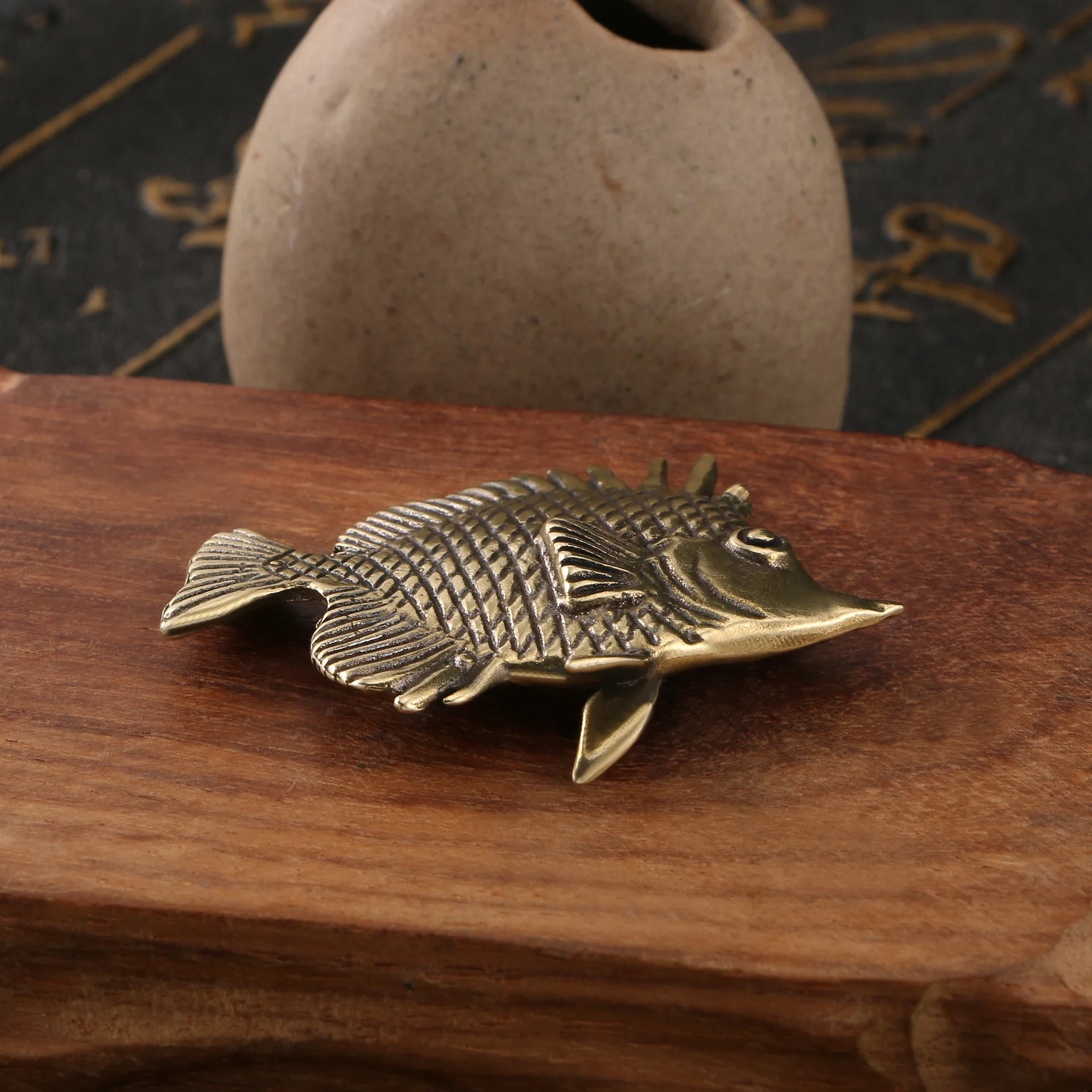 Ikan ornamen kuningan ikan ant - Desk Setup Cute ulasan dan harga
